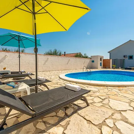 Awesome In Podgradina With Wifi Holiday home *
