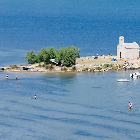 Podgradina 01 Podgradina (Posedarje)