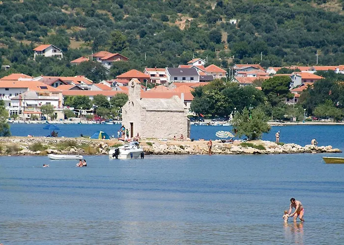 Podgradina 01 Tatil Evi