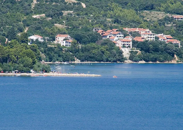 Tatil Evi Podgradina 01 *