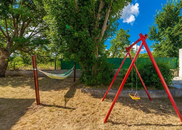 Vakantiehuis Podgradina 01